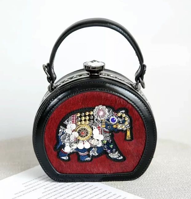 Fortune and good luck cross fox fur body bag
