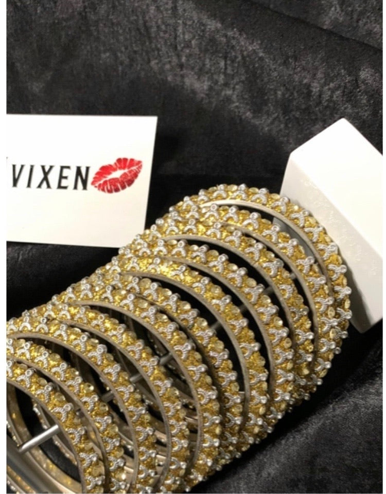 Glow where you go bangle(Gold)